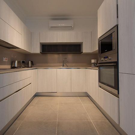Seafront Luxury Apartment With Pool Sliema Exterior foto